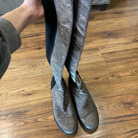 Stuart Weitzman 50/50 over the knee boots - Picture 3 of 9